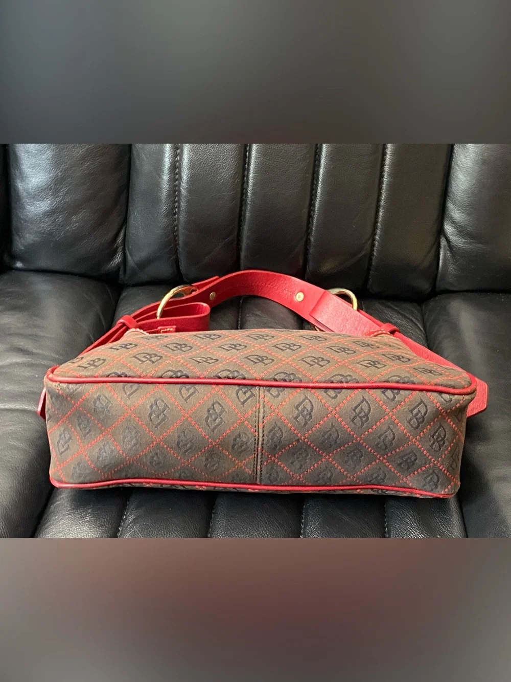 Vintage Dooney And Bourke Signature Quilt Hobo Dark Red Zip Small Shoulder Bag